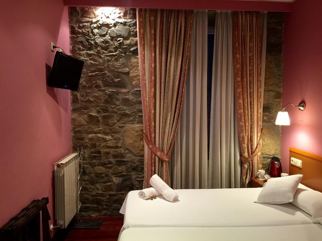 Pension Ab Domini Сан-Себастьян Экстерьер фото