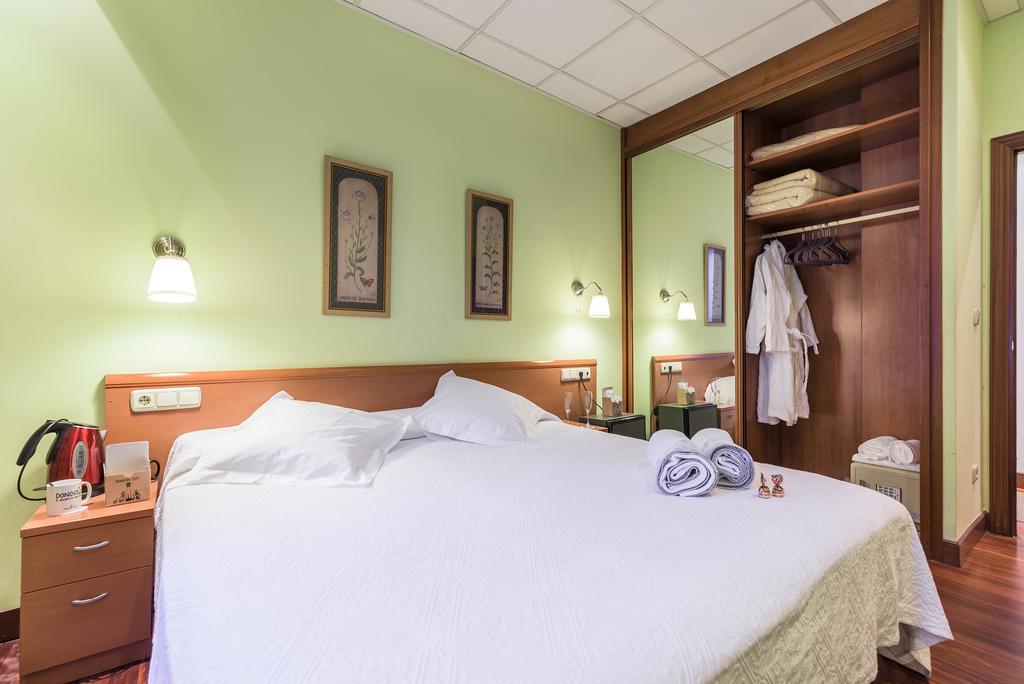Pension Ab Domini Сан-Себастьян Экстерьер фото