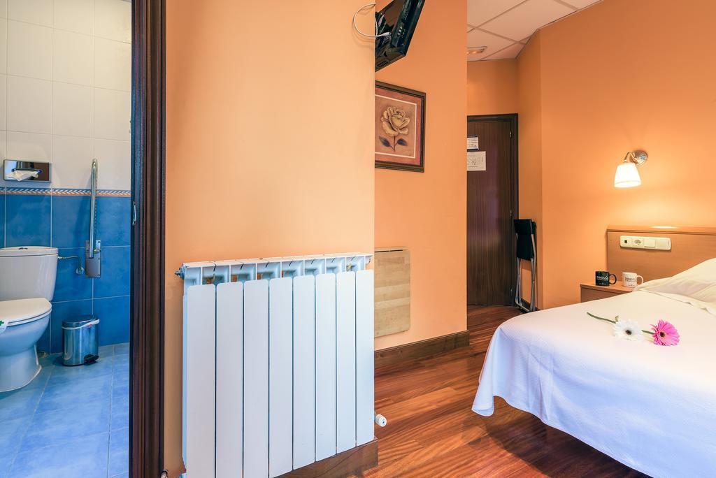 Pension Ab Domini Сан-Себастьян Экстерьер фото