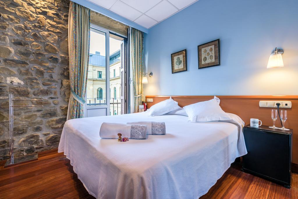 Pension Ab Domini Сан-Себастьян Экстерьер фото