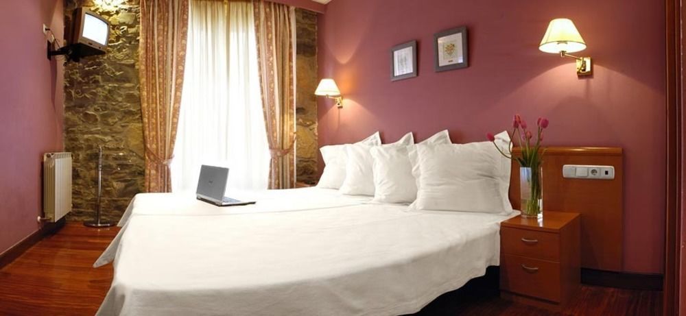 Pension Ab Domini Сан-Себастьян Экстерьер фото